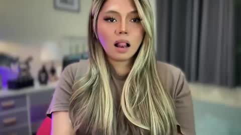 Snapshot of _seductive_jane chatting on 01-11-26, 05:51 ENAJ online show from 01-11-26, 05:51