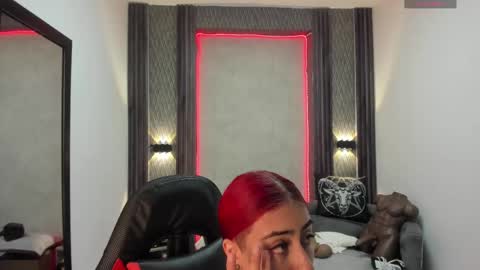 Snapshot of _selene_red chatting on 02-10-25, 02:48 Selene online show from 02-10-25, 02:48