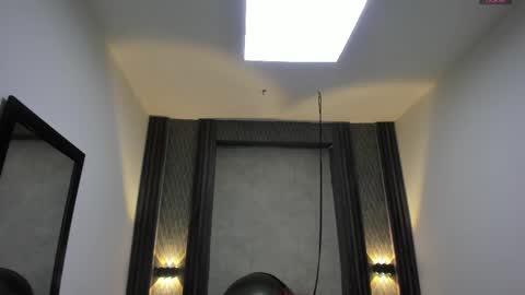 Snapshot of _selene_red chatting on 09-12-25, 01:44 Selene online show from 09-12-25, 01:44