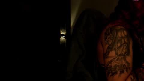 Snapshot of _selene_red chatting on 10-06-25, 01:52 Selene online show from 10-06-25, 01:52