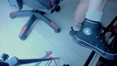 Snapshot of _selene_red chatting on 11-01-25, 03:58 Selene online show from 11-01-25, 03:58