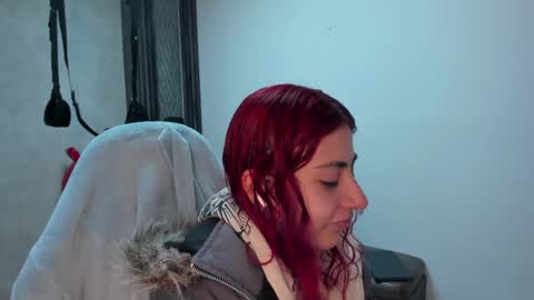 Snapshot of _selene_red chatting on 04-23-26, 01:51 Selene online show from 04-23-26, 01:51