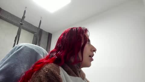 Snapshot of _selene_red chatting on 04-28-26, 01:26 Selene online show from 04-28-26, 01:26