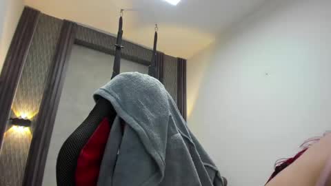 Snapshot of _selene_red chatting on 05-25-26, 01:55 Selene online show from 05-25-26, 01:55