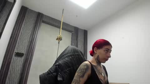 Snapshot of _selene_red chatting on 06-10-26, 01:50 Selene online show from 06-10-26, 01:50
