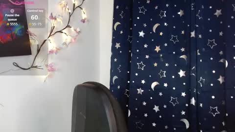 Snapshot of _serendepia_ chatting on 01-08-26, 07:21 Serendipia online show from 01-08-26, 07:21