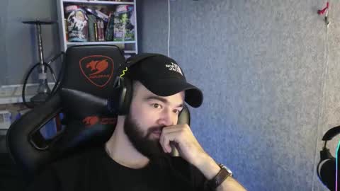 Ask me online show from 11-28-25, 05:43