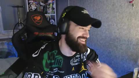 Ask me online show from 12-15-25, 06:45