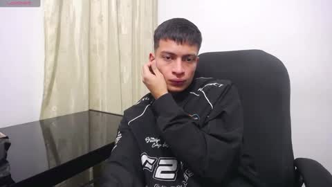 Snapshot of _sexy_jack chatting on 01-17-25, 03:12 Juan Pablo-independent model online show from 01-17-25, 03:12