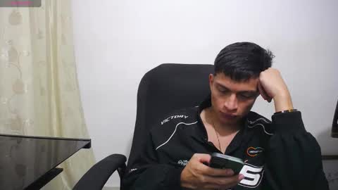 Snapshot of _sexy_jack chatting on 01-19-25, 07:57 Juan Pablo-independent model online show from 01-19-25, 07:57