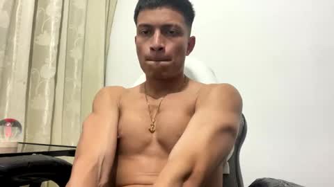 Snapshot of _sexy_jack chatting on 02-03-25, 12:47 Juan Pablo-independent model online show from 02-03-25, 12:47