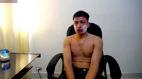 Snapshot of _sexy_jack chatting on 02-05-25, 08:46 Juan Pablo-independent model online show from 02-05-25, 08:46