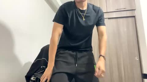 Snapshot of _sexy_jack chatting on 02-10-25, 01:24 Juan Pablo-independent model online show from 02-10-25, 01:24