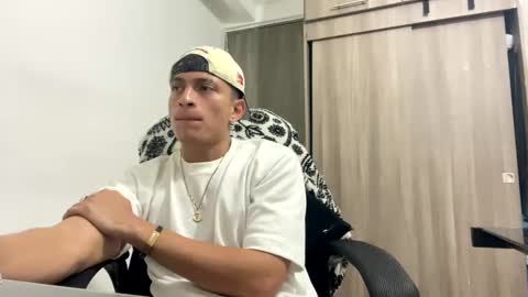 Snapshot of _sexy_jack chatting on 02-17-25, 06:42 Juan Pablo-independent model online show from 02-17-25, 06:42