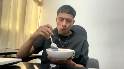 Snapshot of _sexy_jack chatting on 02-19-25, 09:25 Juan Pablo-independent model online show from 02-19-25, 09:25