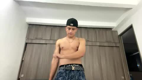 Snapshot of _sexy_jack chatting on 09-21-25, 05:53 Juan Pablo-independent model online show from 09-21-25, 05:53