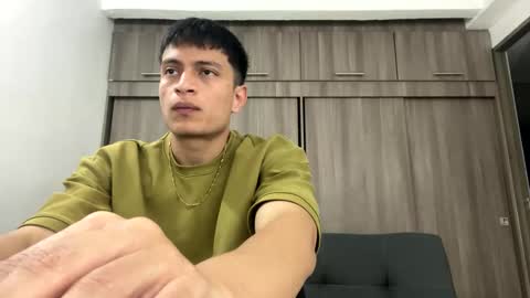 Snapshot of _sexy_jack chatting on 09-23-25, 01:19 Juan Pablo-independent model online show from 09-23-25, 01:19