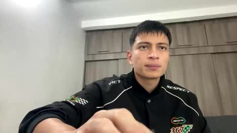 Snapshot of _sexy_jack chatting on 09-30-25, 03:00 Juan Pablo-independent model online show from 09-30-25, 03:00