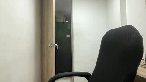 Snapshot of _sexy_jack chatting on 10-05-25, 01:37 Juan Pablo-independent model online show from 10-05-25, 01:37