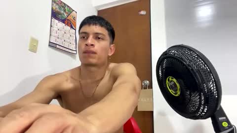 Snapshot of _sexy_jack chatting on 10-15-25, 05:29 Juan Pablo-independent model online show from 10-15-25, 05:29