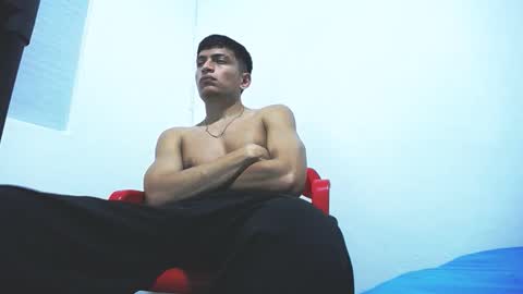 Snapshot of _sexy_jack chatting on 11-28-25, 07:33 Juan Pablo-independent model online show from 11-28-25, 07:33