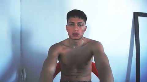 Juan Pablo-independent model online show from 01-12-26, 09:09