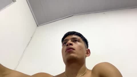 Juan Pablo-independent model online show from 01-16-26, 05:55