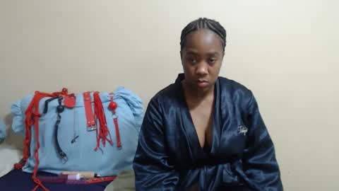 Snapshot of _sexylipss chatting on 11-25-25, 06:41 _sexylipss online show from 11-25-25, 06:41