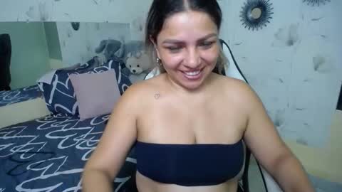 Snapshot of _sexyredhead_ chatting on 10-06-25, 12:13 KATA online show from 10-06-25, 12:13