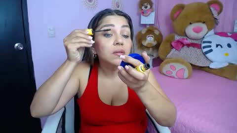 Snapshot of _sexyredhead_ chatting on 10-28-25, 11:58 KATA online show from 10-28-25, 11:58