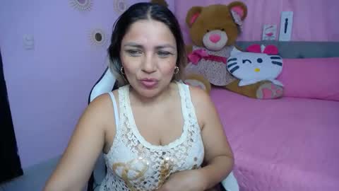 Snapshot of _sexyredhead_ chatting on 10-30-25, 12:28 KATA online show from 10-30-25, 12:28