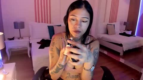 Sharlot online show from 12-16-25, 02:44