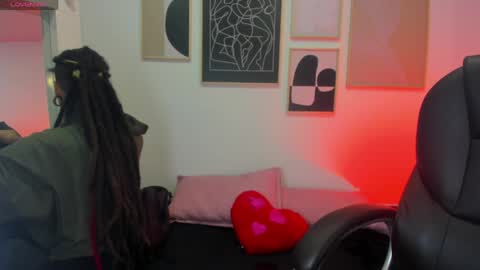 _sharlotte777 online show from 04-07-26, 01:55