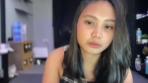 Snapshot of _shinelee chatting on 12-02-25, 10:53 _shinelee online show from 12-02-25, 10:53