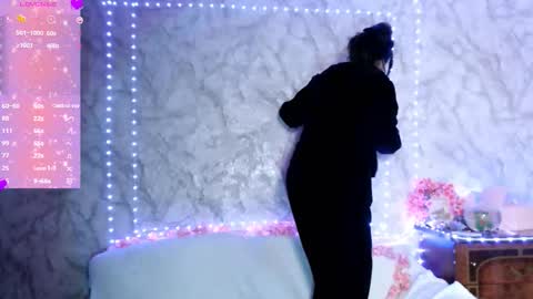 _shynikki online show from 12-17-25, 03:12