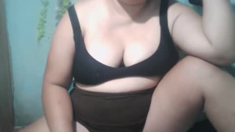 Snapshot of _simply_mama chatting on 04-06-26, 10:05 _simply_mama online show from 04-06-26, 10:05