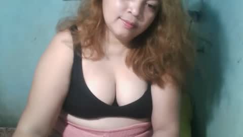 Snapshot of _simply_mama chatting on 04-22-26, 09:16 _simply_mama online show from 04-22-26, 09:16