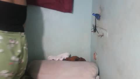 Snapshot of _simply_mama chatting on 05-28-26, 11:13 _simply_mama online show from 05-28-26, 11:13