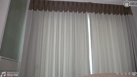 Marinette online show from 01-23-25, 06:49