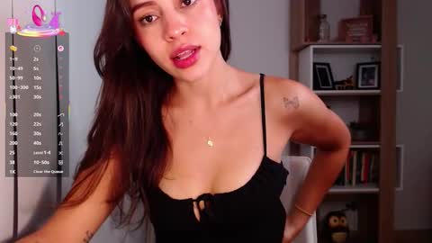 Lauren  online show from 10-05-25, 12:09