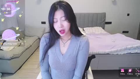 Snapshot of _smileflower_ chatting on 02-01-25, 03:19 winni online show from 02-01-25, 03:19