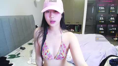 Snapshot of _smileflower_ chatting on 02-23-25, 08:49 winni online show from 02-23-25, 08:49
