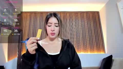 Snapshot of _sofia_cruz chatting on 07-13-26, 05:38 640 200 online show from 07-13-26, 05:38