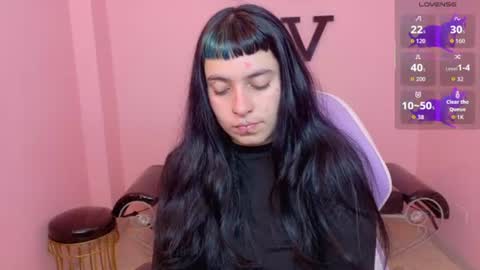 Snapshot of _sofia_smith1 chatting on 06-28-26, 12:22 Sofia online show from 06-28-26, 12:22