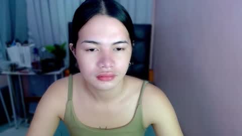 Snapshot of _sophie_69 chatting on 12-15-25, 04:50 _sophie_69 online show from 12-15-25, 04:50