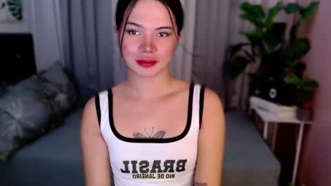 Snapshot of _sophie_69 chatting on 01-08-26, 04:37 _sophie_69 online show from 01-08-26, 04:37