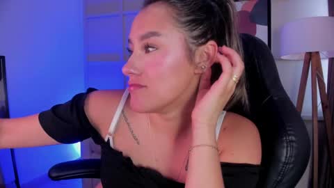 Sophie  online show from 05-27-26, 09:34