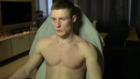 OLIVERpvt is open online show from 01-09-26, 10:51