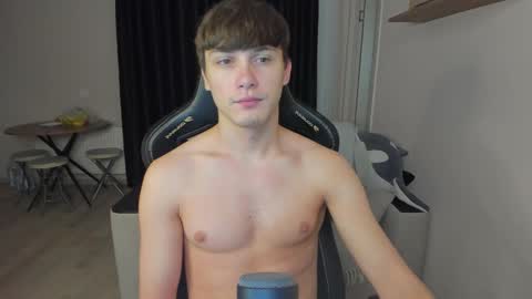 Snapshot of _stager_ chatting on 11-29-25, 04:37 MARKPVT IS OPEN online show from 11-29-25, 04:37