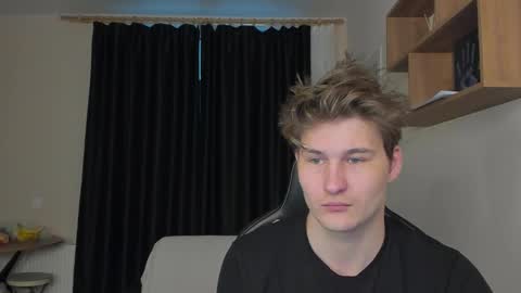 Snapshot of _stager_ chatting on 11-30-25, 10:19 MARKPVT IS OPEN online show from 11-30-25, 10:19